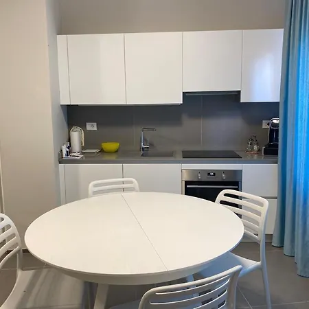 Nuovo E Centralissimo דירה צ'יביטאנובה מארקה